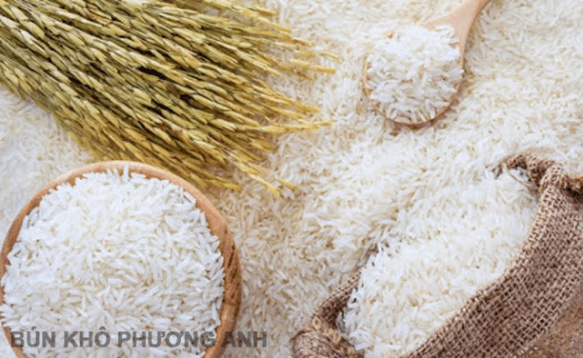 Gạo được chọn làm bún khô Bình Định là loại gạo ngon, có mùi thơm và giàu chất dinh dưỡng